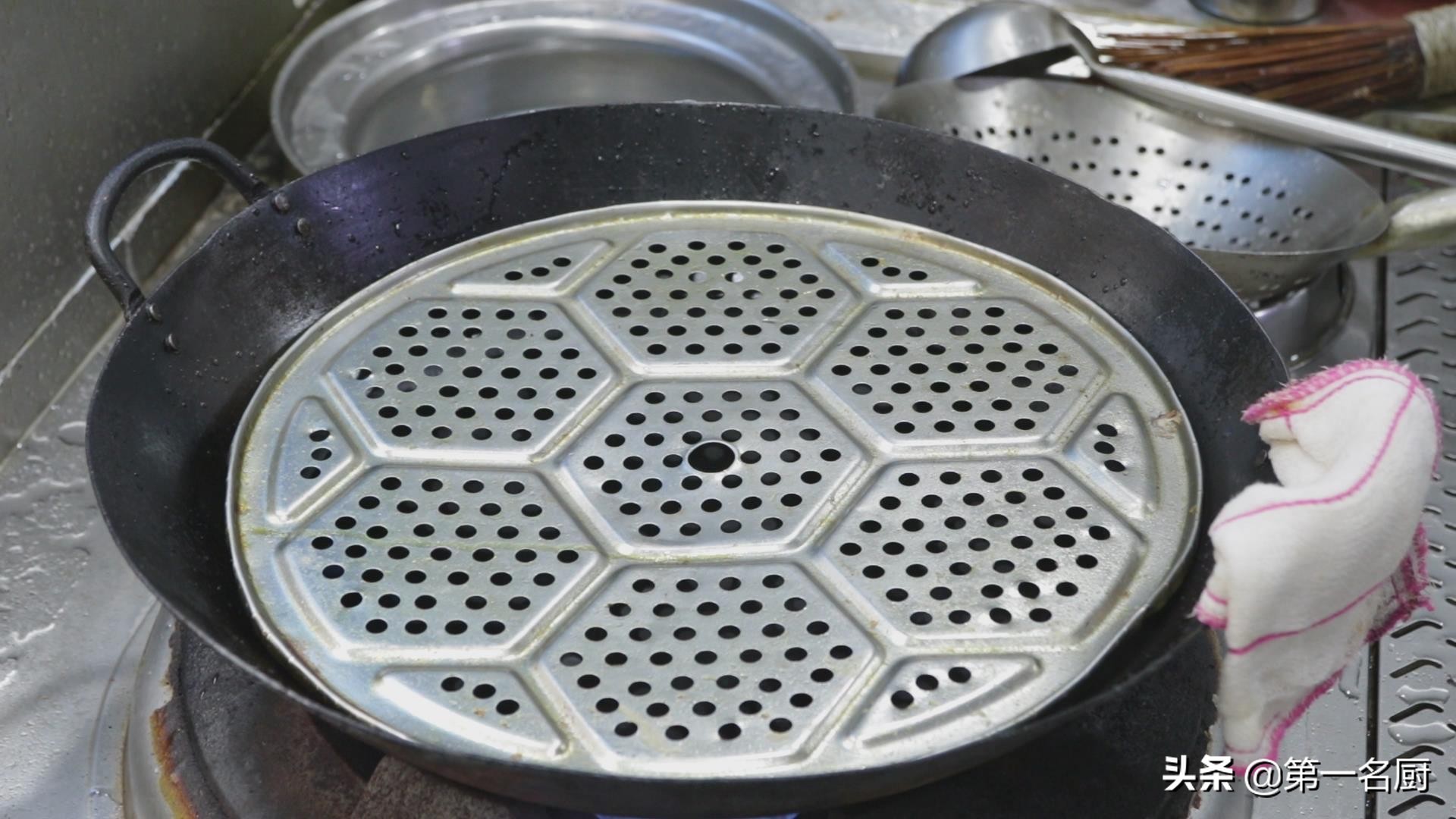 鱼头简单又好吃的方法,鱼头炖豆腐怎么做才能去腥味儿