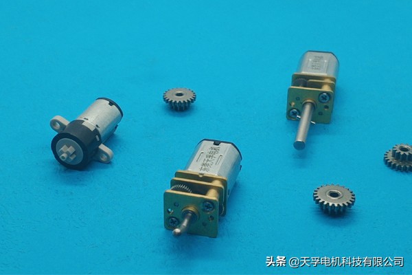 电子锁的内部机械结构,电子锁内部结构