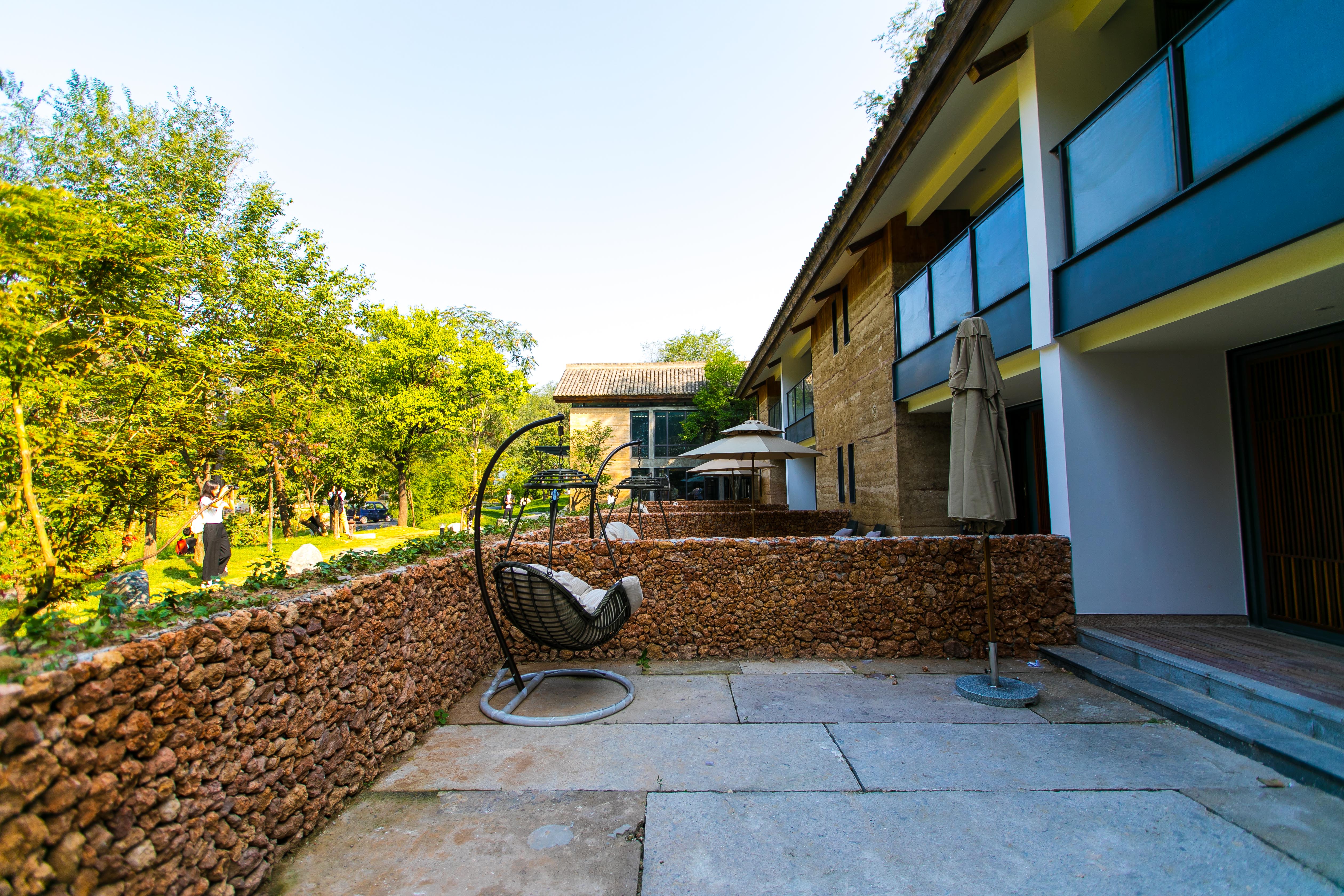 大山里面的现代风民宿,河南最值得住的山区民宿