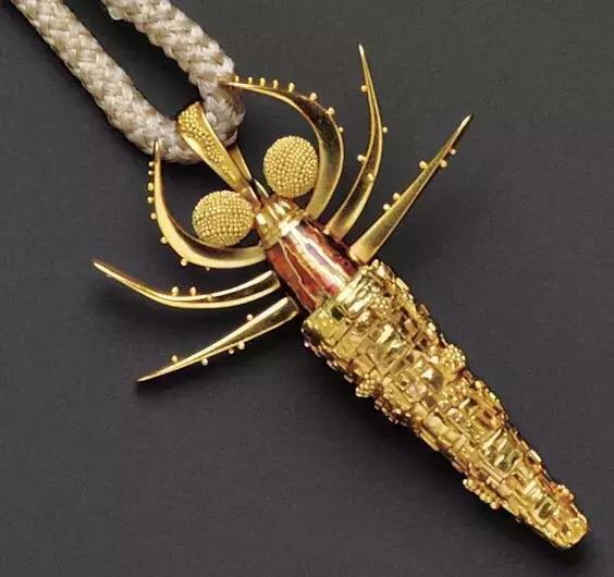 同样是黄金有什么区别呢,黄金的工艺也很美