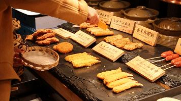 听说我的同事一天吃遍全世界，他是怎么办到的？