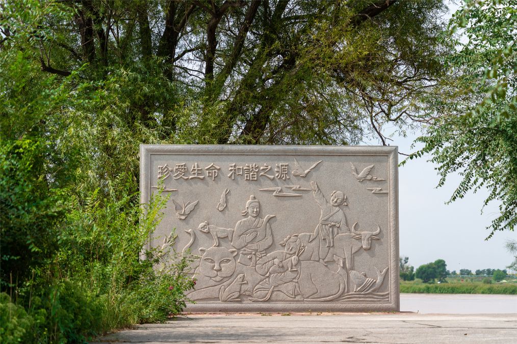 她是滔滔千里黄河的宠儿,阴山之下、河套之上的掌上明珠