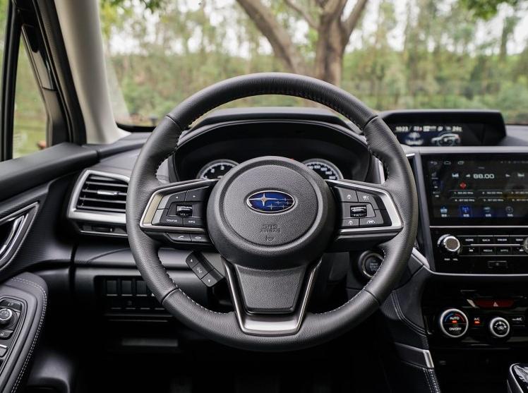 斯巴鲁森林人20112.5xs自动豪华,斯巴鲁森林人深度测评