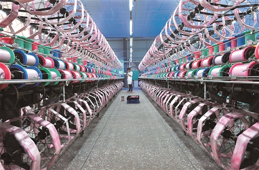 克难攻坚步铿锵老区河池焕新颜