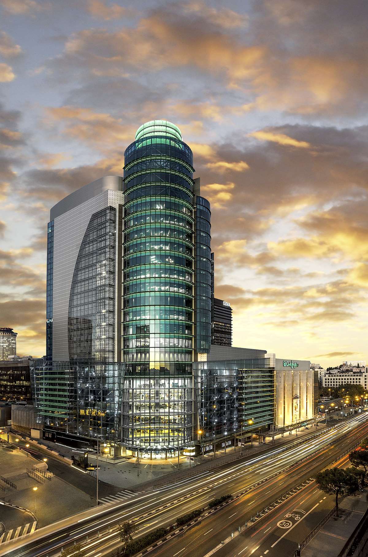 西班牙英格列斯百货感恩节礼单即时上线，快去挑选心动好礼