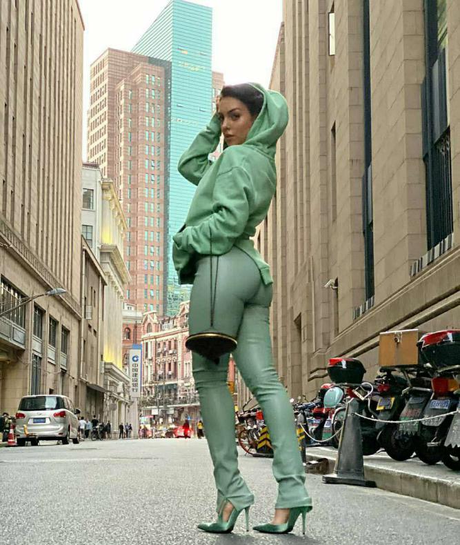 c罗携女友度假,c罗携女友出海