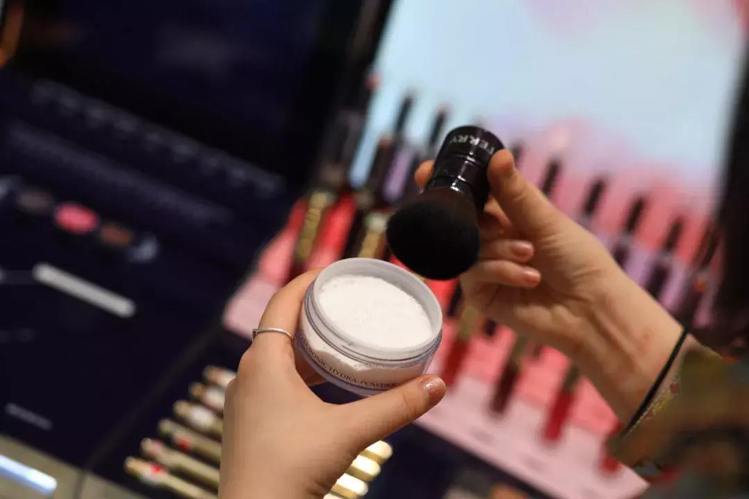 可以提升妆容质感的化妆品,提升妆感化妆产品