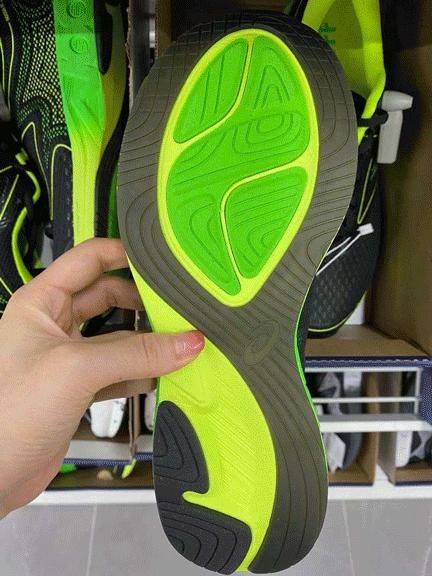 大牌到店｜亚瑟士、冠军、安德玛低至2折，特惠好货来袭