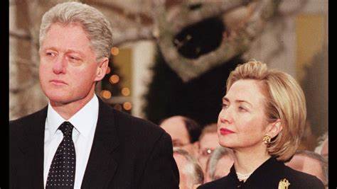 希拉里干女儿:遭参议员扑倒强吻,老公是性犯罪,自己却隐忍不发