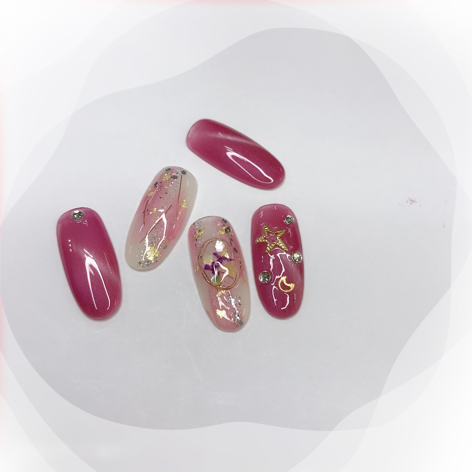 超简单美甲晕染教程,简单又好看的单色美甲教程