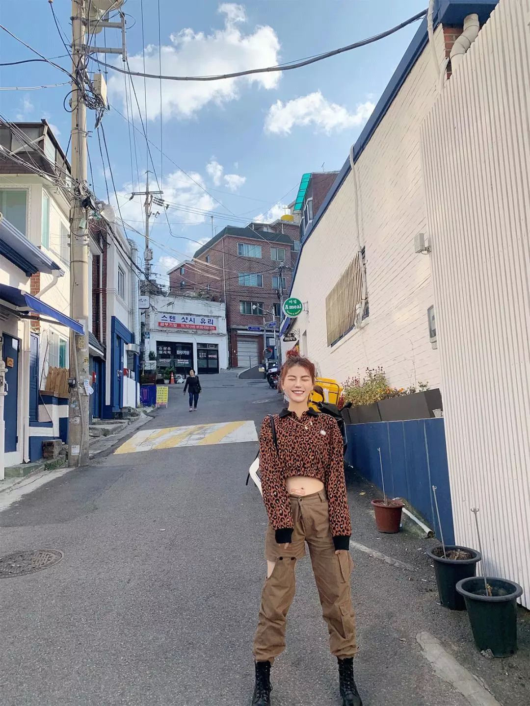 小个子秋冬穿什么款靴子显腿长,显腿细又直的时尚爆款靴子