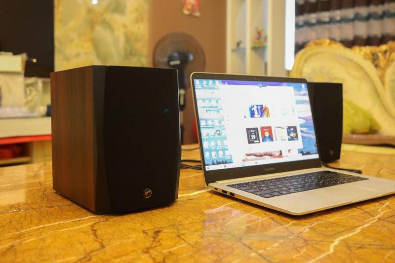 性价比最高惠威音响推荐,惠威d1500音箱评测