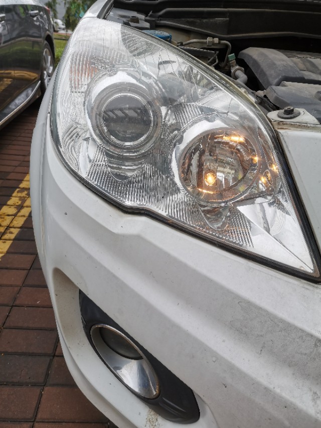 私家车近光灯不亮了,自购配件,自己动手维修,网购配件成本17元