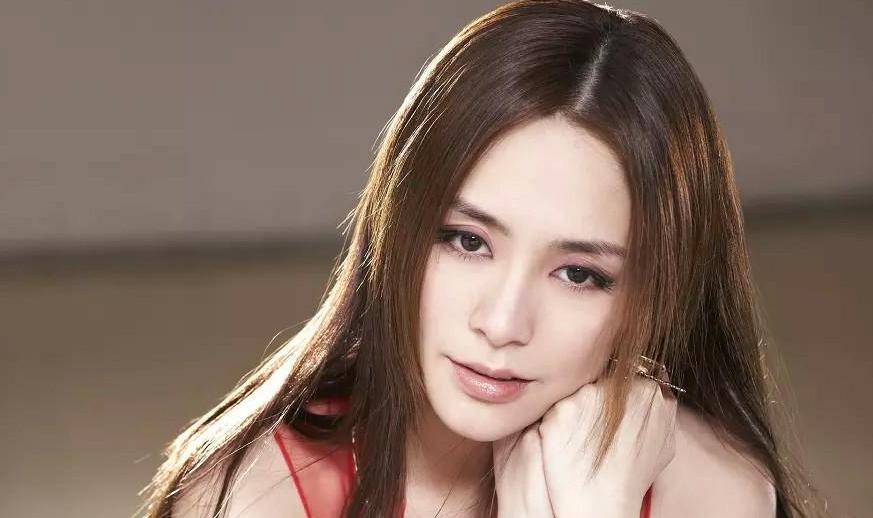 王菲张柏芝同台乘风破浪,张柏芝王菲同台乘风破浪