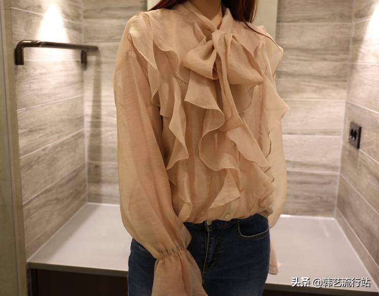 韩版穿搭女装高级感春,女装毛衣新款韩风搭配