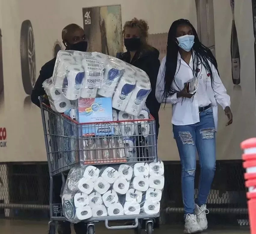 全球“纸贵”,零售“知秋”