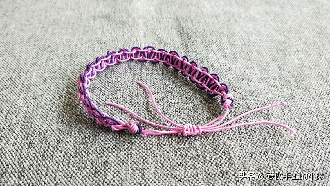 手链编绳女款2022年新款爆款手链,编绳手链简单又容易又好看的方法