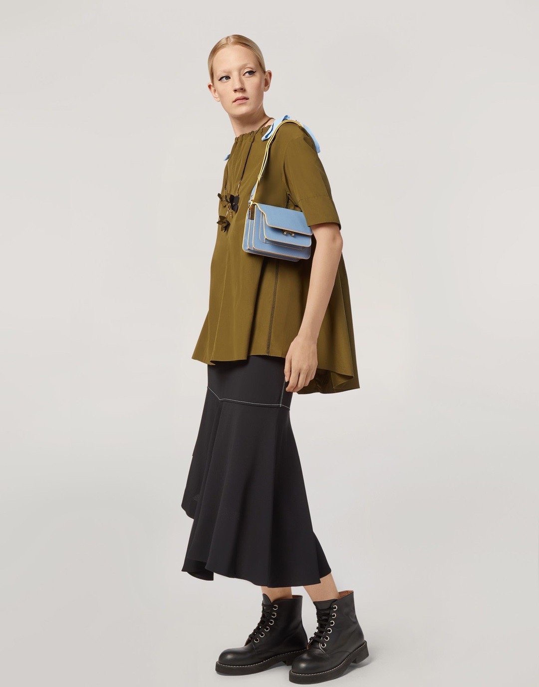 中年什么包包好看又百搭,三十多岁适合哪款百搭包包