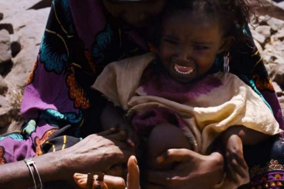 残忍的女性割礼习俗，万千少女的噩梦