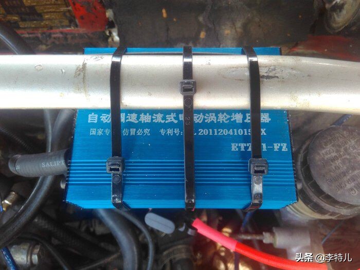 街头偶遇顶级跑车,国内街头罕见的超跑