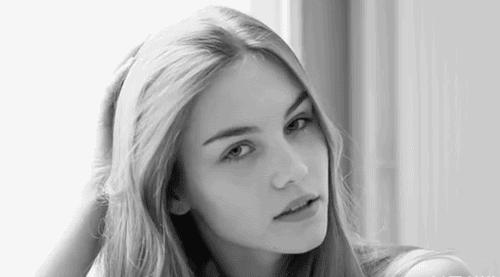 如何轻松快速的get到高蓬松头发,头发蓬松才是显脸小神器