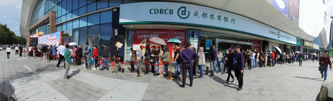 曲美家居连锁,曲美家居官方旗舰店直播成都