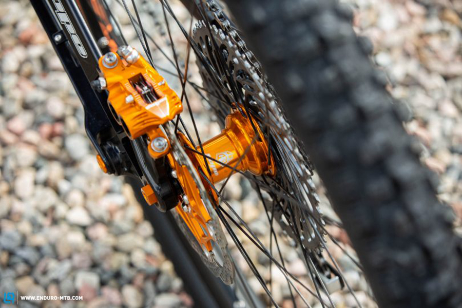 整车90%自产全车充满“希望”HopeHB.130