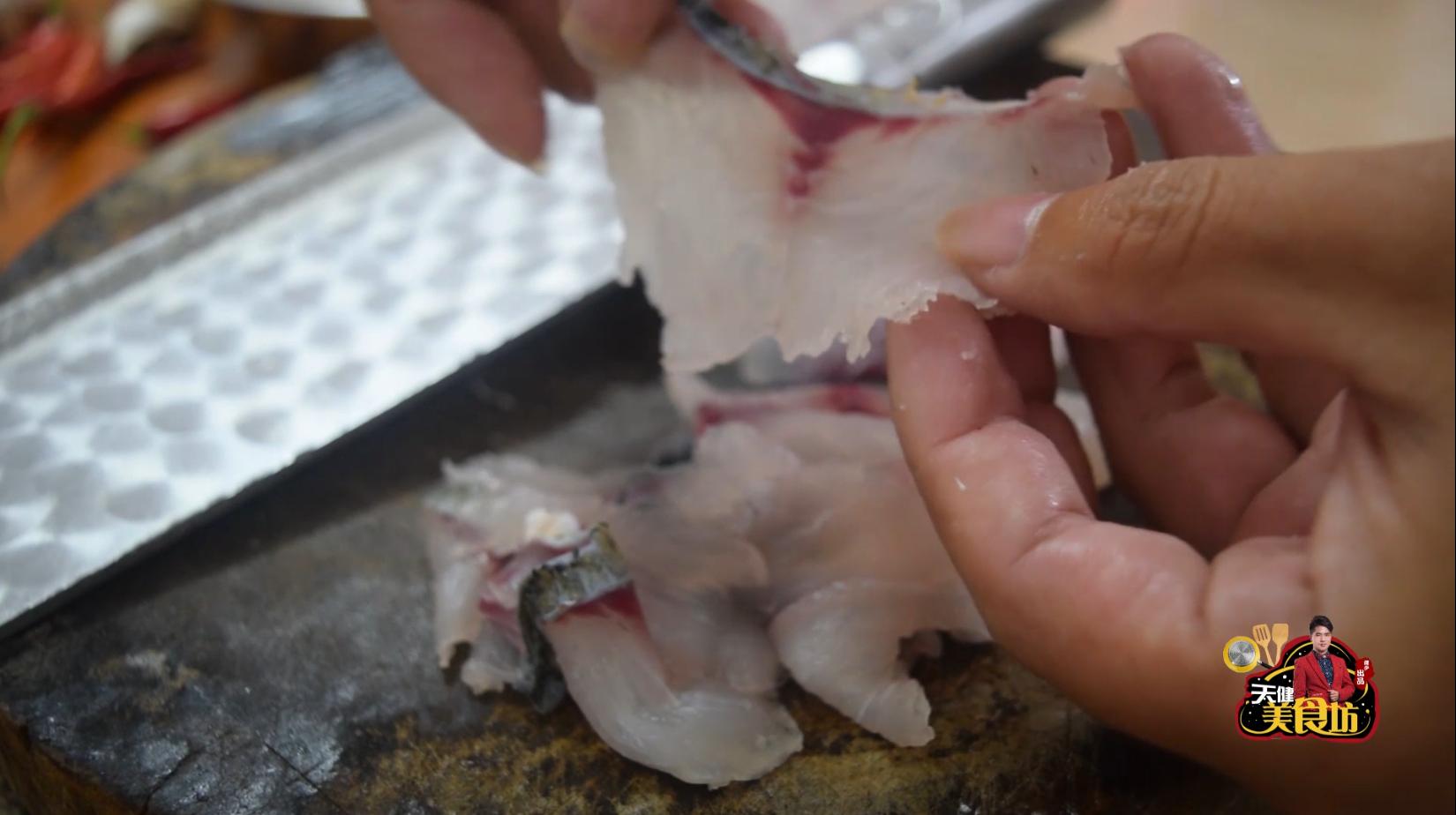 酸菜鱼正宗的家庭做法,海底捞酸菜鱼的做法和步骤