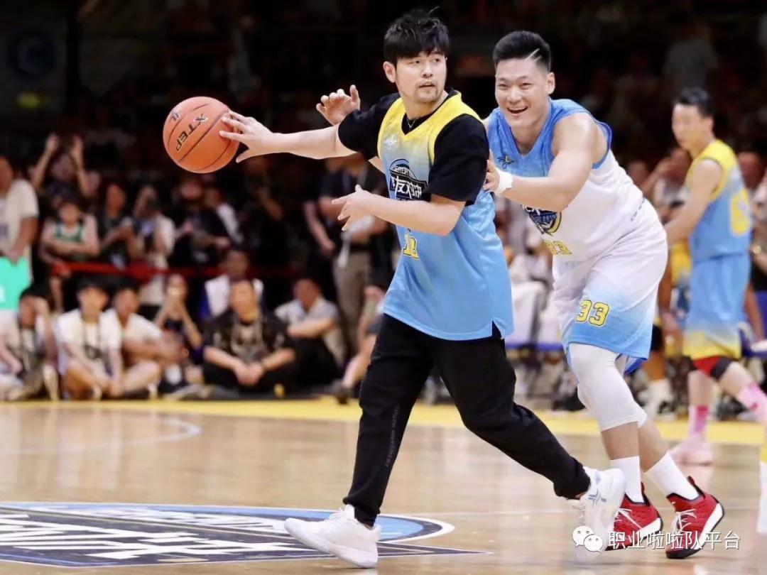 2019广州“豪友对决”为公益而战，炫舞团职业啦啦队为爱助攻