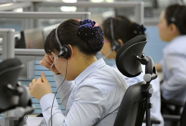 移动客服打电话能挣多少,移动客服一个月能挣多少钱