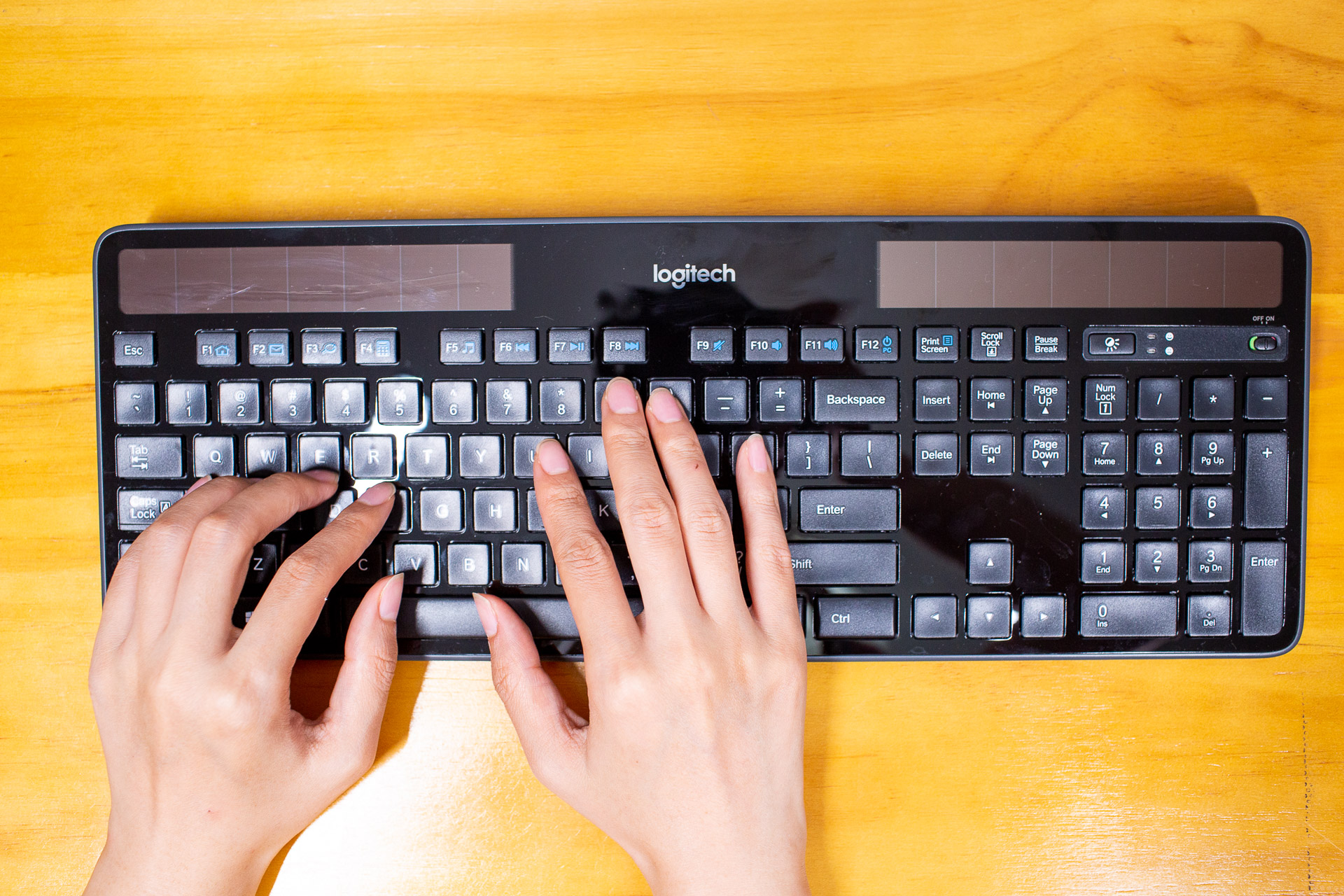 鏃犵嚎閿洏缃楁妧k580,缃楁妧鏃犵嚎钃濈墮閿洏鎺ㄨ崘k780