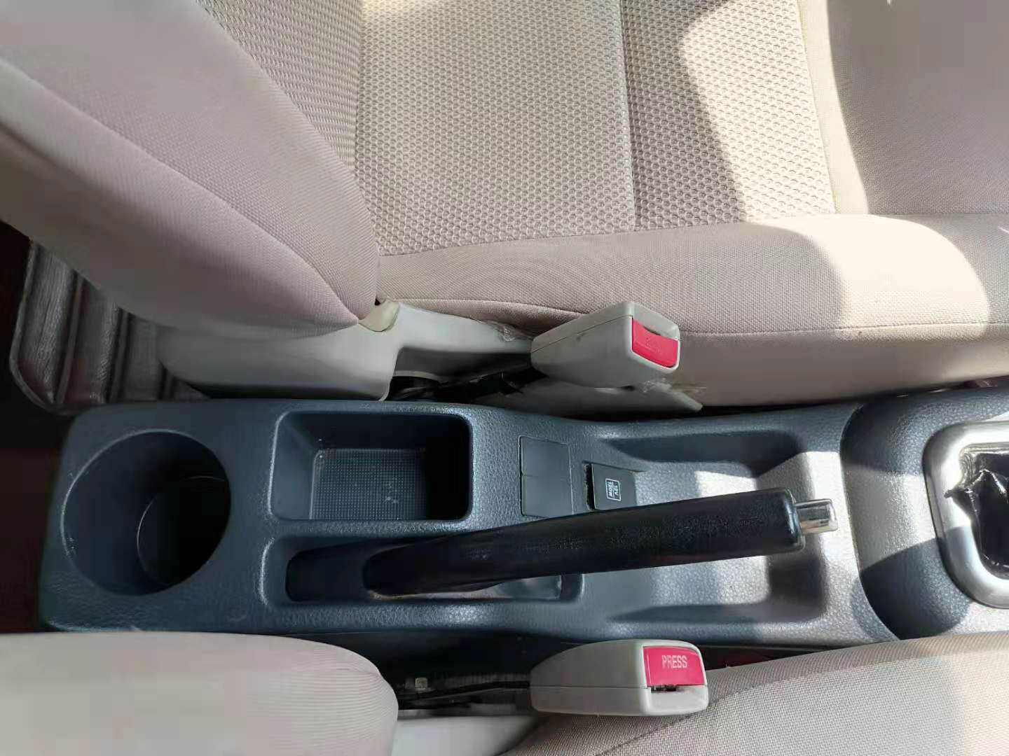 胖哥1万买车,胖哥两百万收奥迪rs6