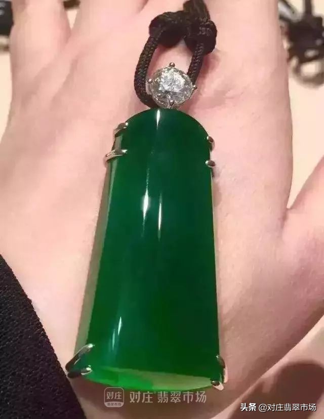 3000元翡翠无事牌,4000块钱无事牌