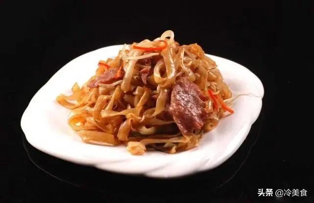 炒河粉怎么做简单又好吃,如何炒河粉又好吃又简单