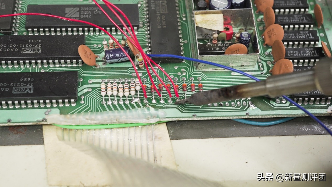 36年前香港设计制作的电脑是什么水平？Laser310与VTech