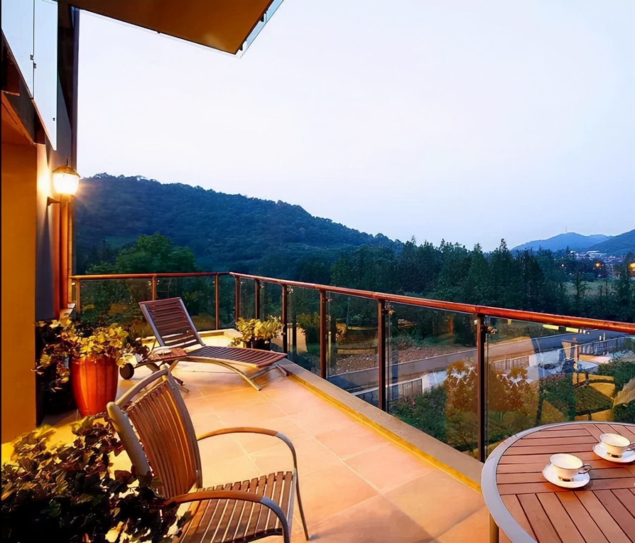 阳台美缝用哪种美缝好,一个单阳台做美缝要多少美缝剂