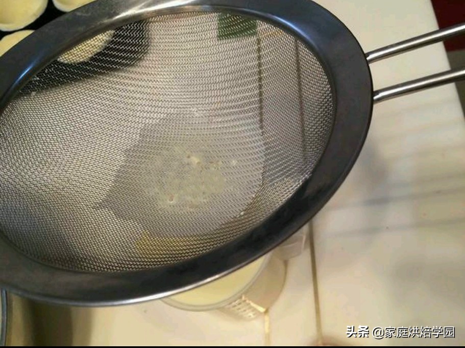 不粘锅可以做千层蛋糕吗,家庭烤箱蛋糕无模具