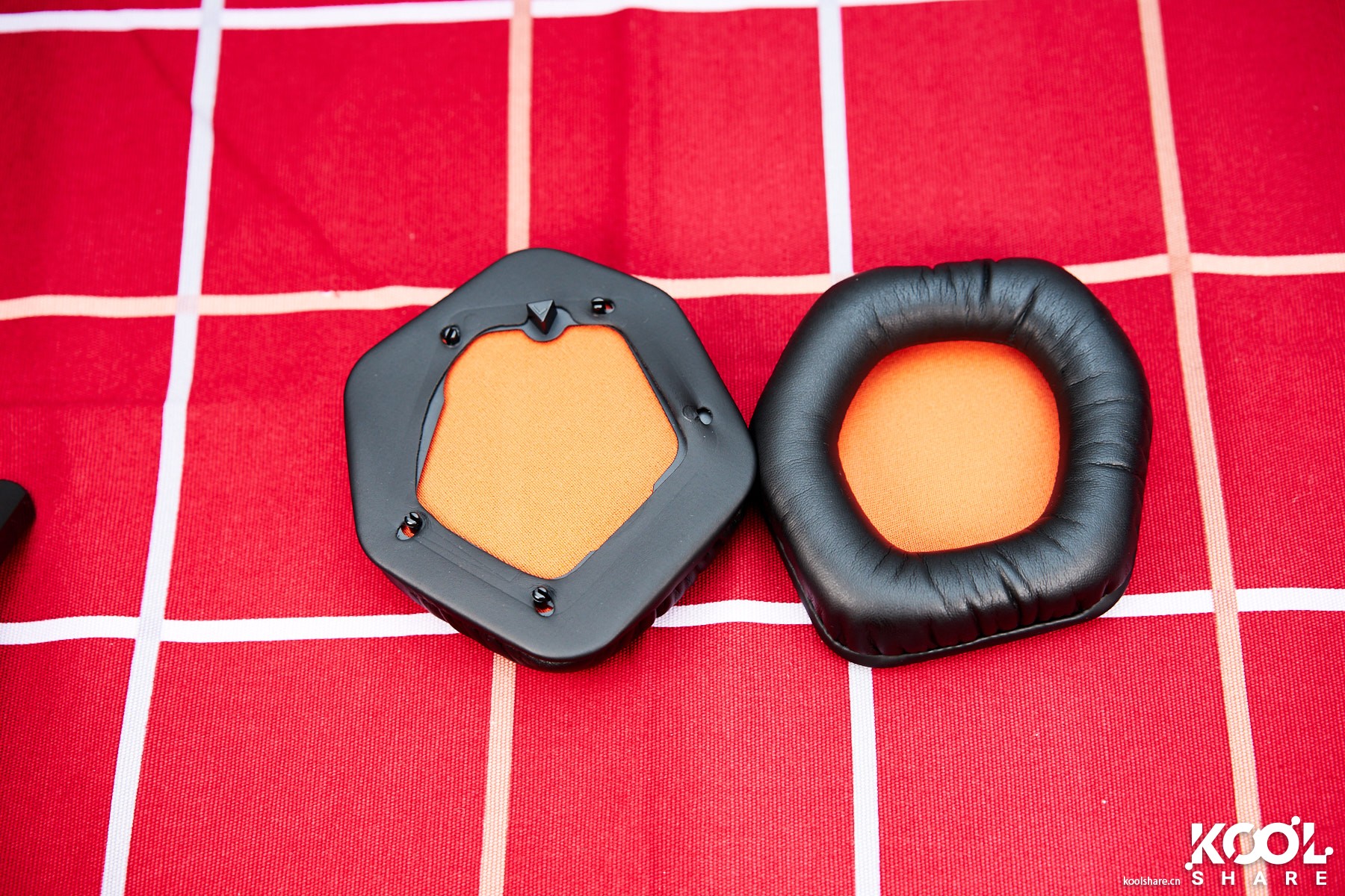 猛禽strix7.1耳机测评,华硕猛禽和金士顿黑鹰