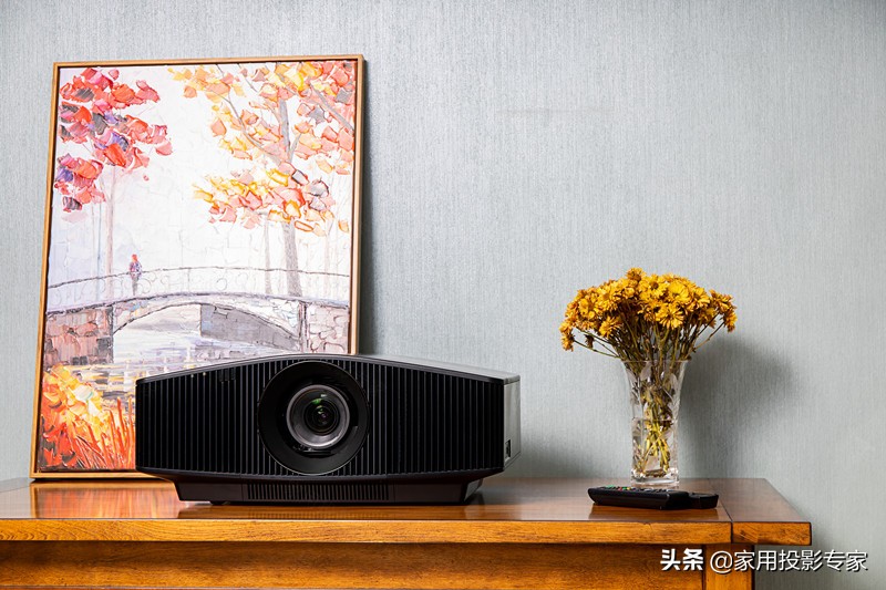 「评测」15万元4K家用激光投影机怎样？看索尼VPL-VW798