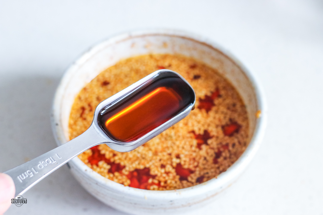 万能的凉拌调料汁，牢记黄金比例“10个1”，夏日拌凉菜不求人