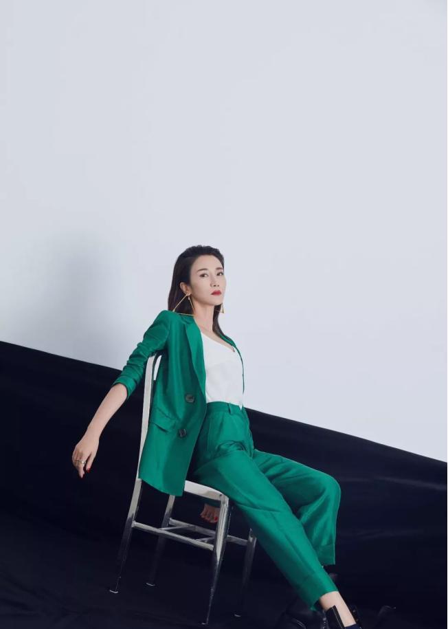 杨烁和老婆最近的情况,杨烁妻子的照片