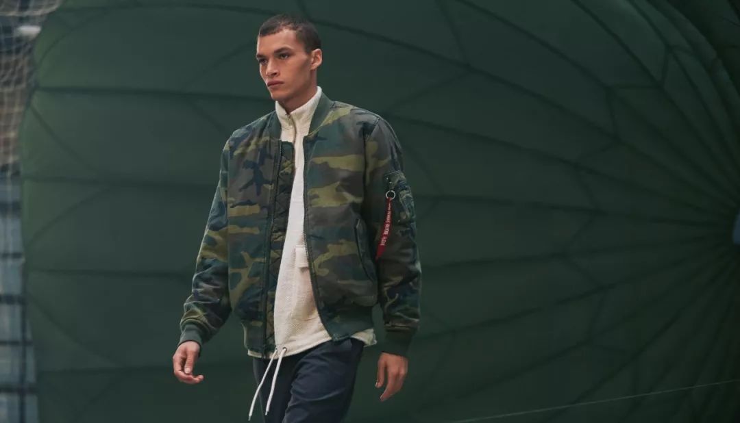 3000万珠宝鞋的中国电商伙伴，为什么是她？