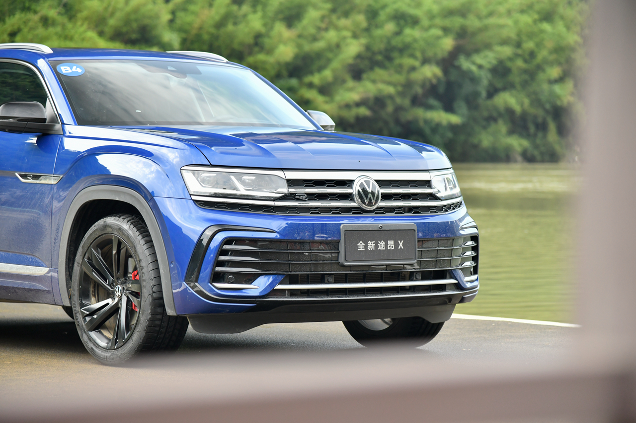 试驾｜全新途昂家族内饰终于改变，给躺平青年打个样儿