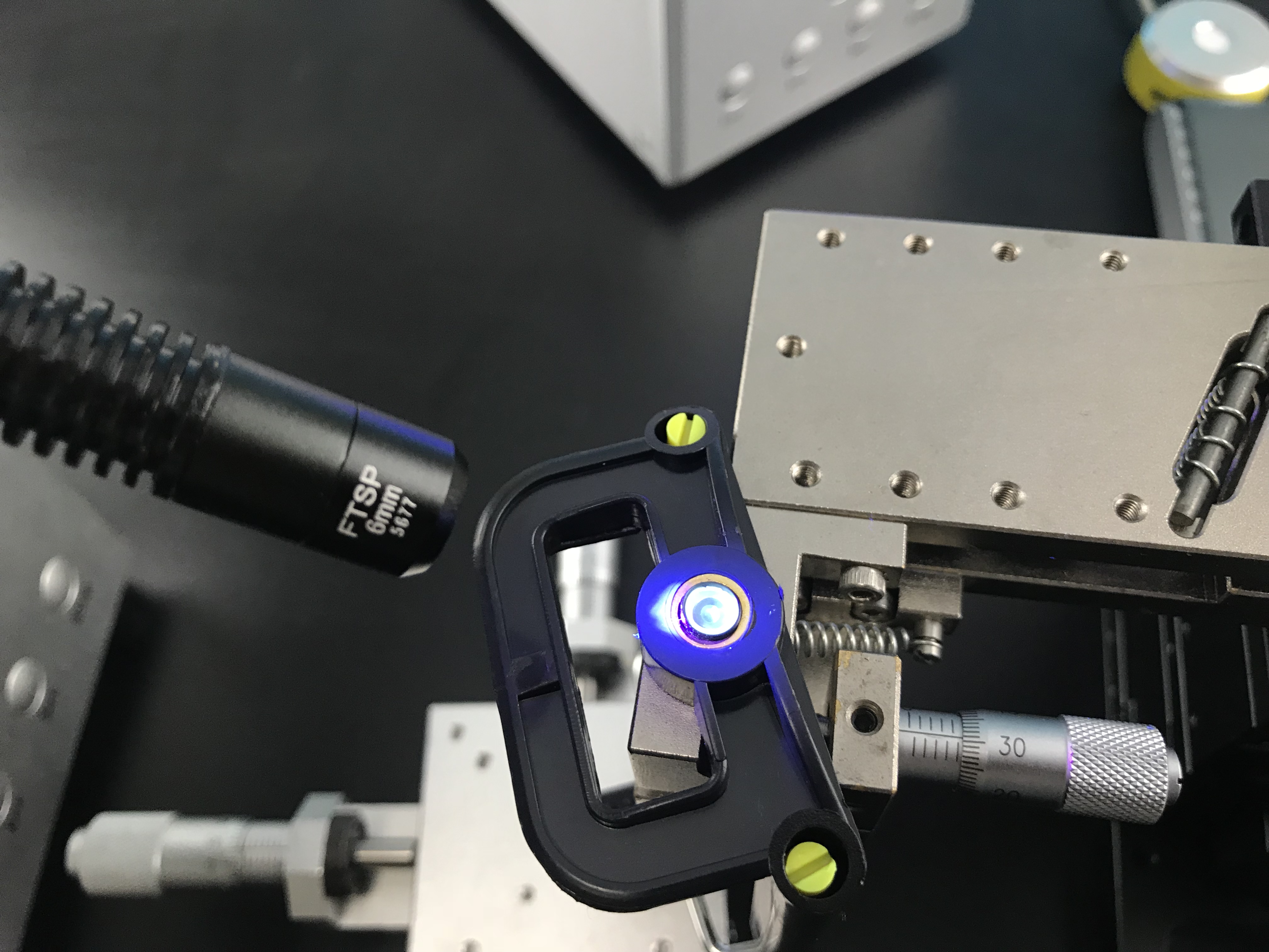 uv胶水脱模不好怎么回事,uv胶水硬了怎么办