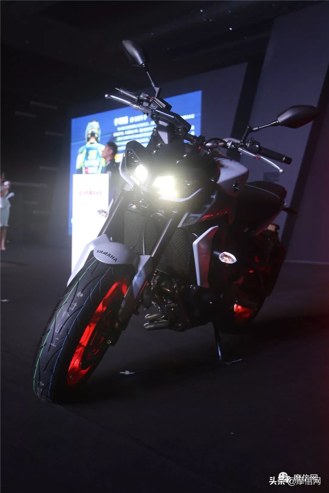 雅马哈tmax530顶配价格,雅马哈tmax530和xmax300对比