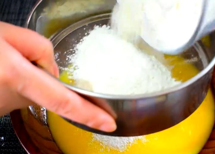 不用蛋糕粉怎样用电饭锅做蛋糕,在家就能做蛋糕不用烤箱的方法