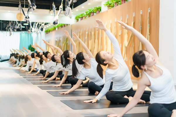 单色瑜伽教练培训西安,西安市瑜之境瑜伽教练培训学院