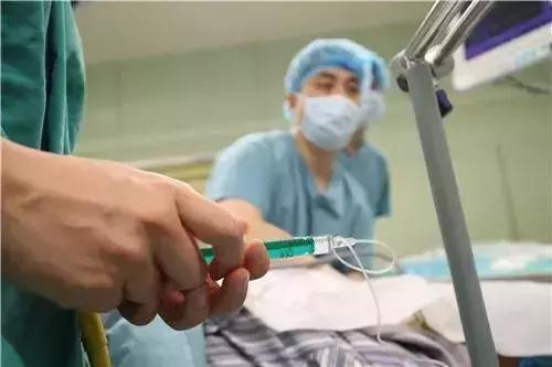 弱势群体里包括孕妇吗,我国的弱势群体