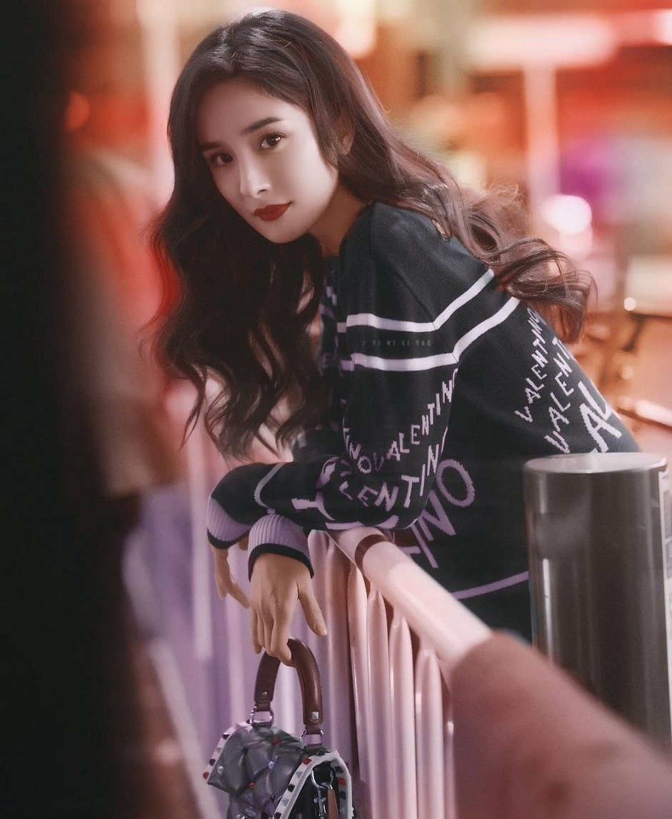 天生的美人胚子，脸上一般具有4个特征，淡妆浓妆都很好看