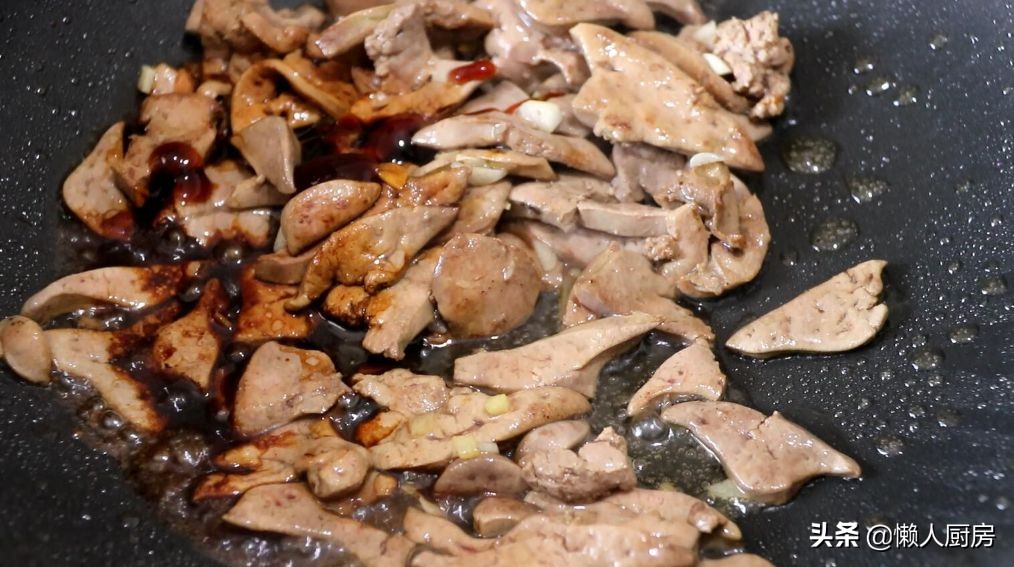 腌制好的鸡肝怎么做好吃,炒鸡肝不焯水的做法